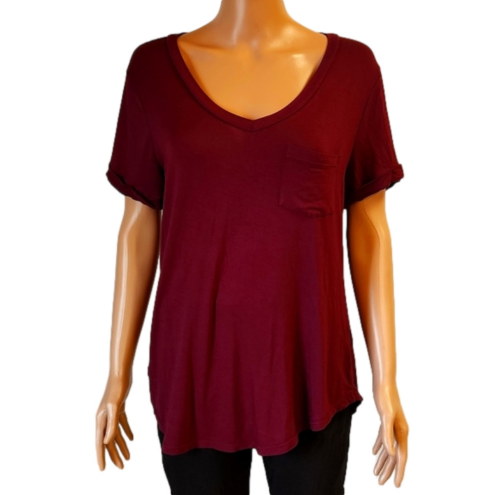 𝅺Woman's burgundy blouse (code-P135)